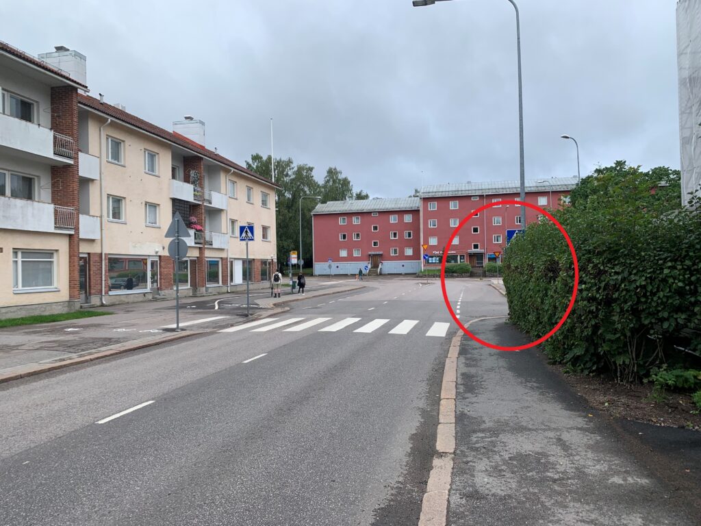 Ammattikuljettajiemme vinkit lasten ja nuorten turvalliseen koulutiehen