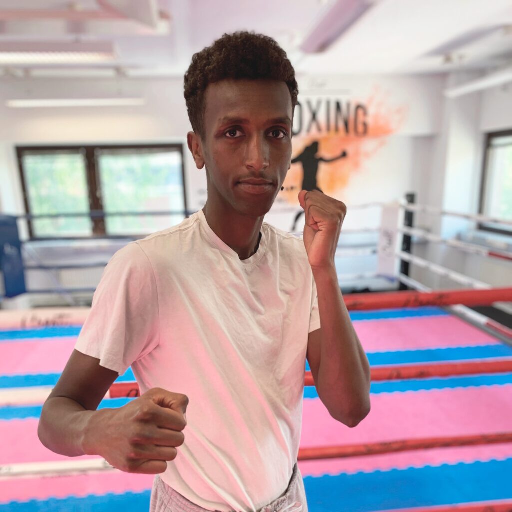 Lähitaksi tukee Suomen lupaavinta miesnyrkkeilijä Ismail ”All in” Umaria kohti olympiaunelmaa