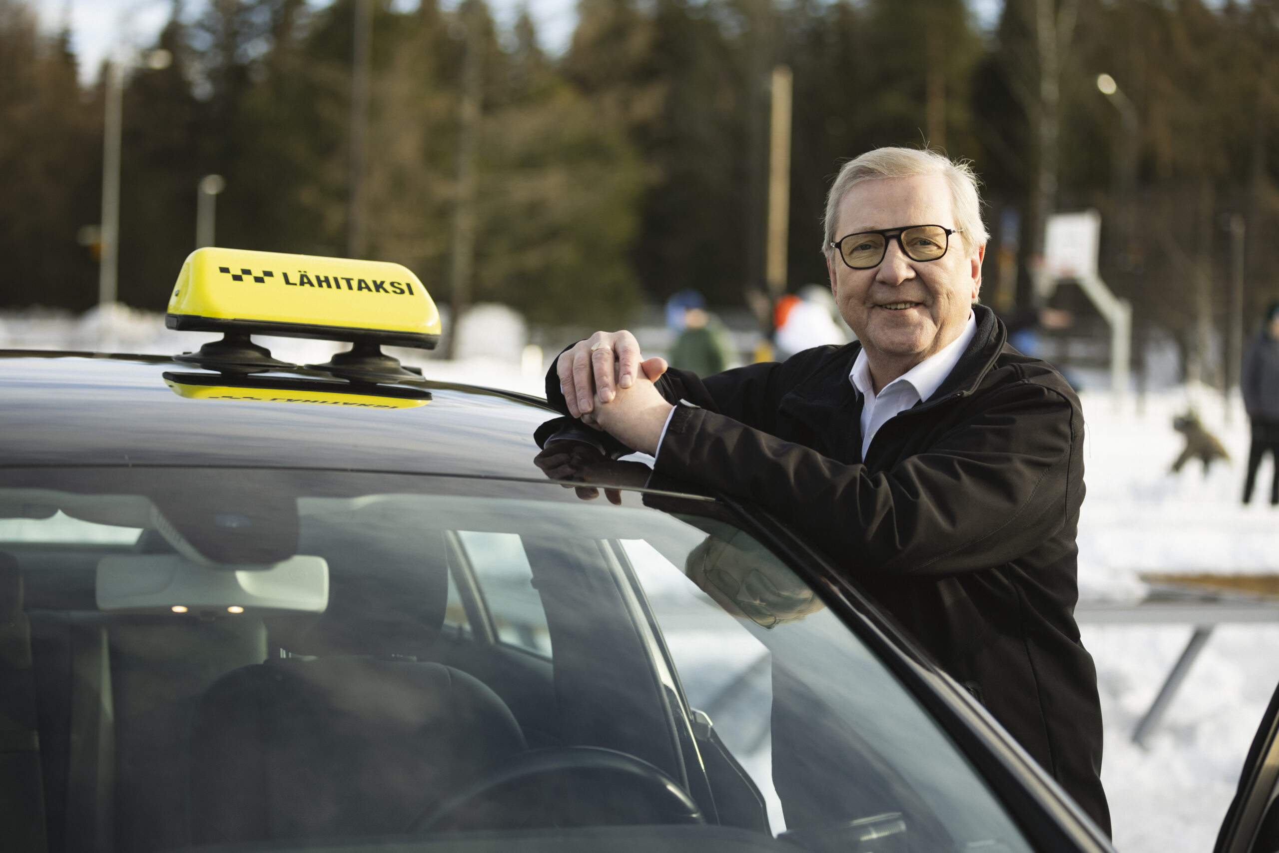 Keli on hyytävä ja liukas – nappaa turvallisuusvinkkimme talteen talven vaihtelevaan ajokeliin!